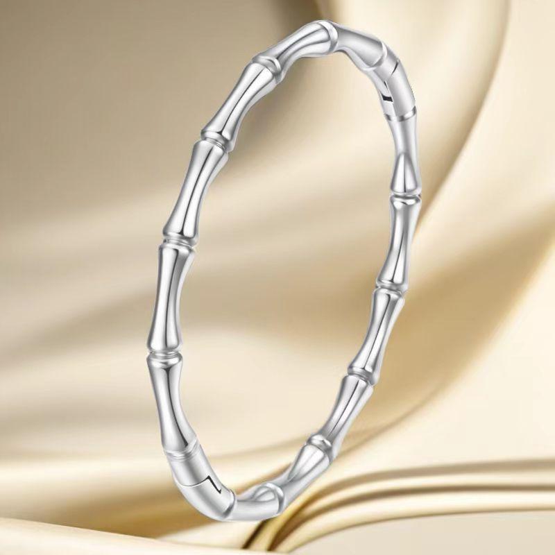 Bracelet de Luxe en Acier Inoxydable pour Femme: Titane Électroplaqué, Sertissage Diamants Complet, Style Européen-Américain