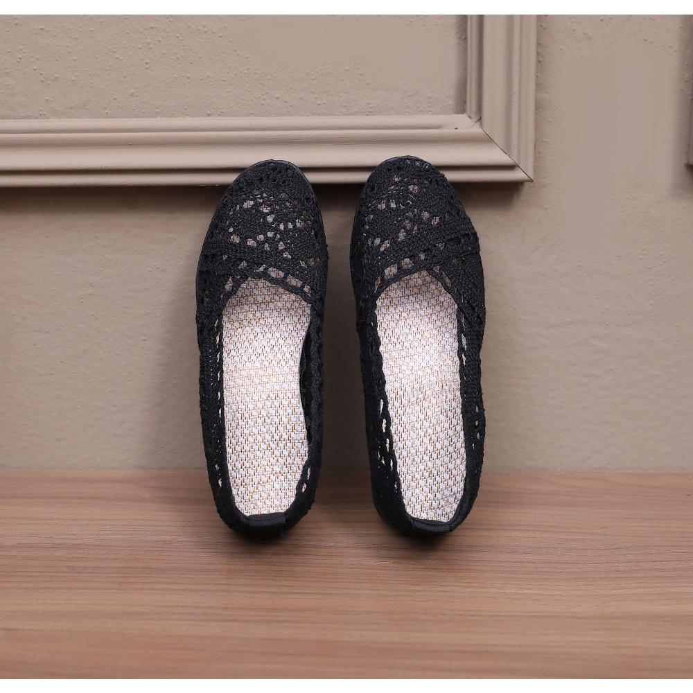 Ladies' Casual Temperament Breathable One Foot Shoes -Women's Mesh Shoes with Mesh Surface, Ethnic Style Cloth Shoes, Hollow Lace Women's Shoes