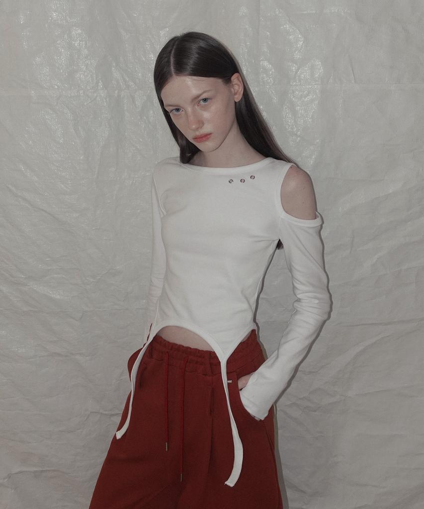 GROWHIDE Z'N'Eyelet Strap Slit Long Sleeve T-Shirt_Ivory