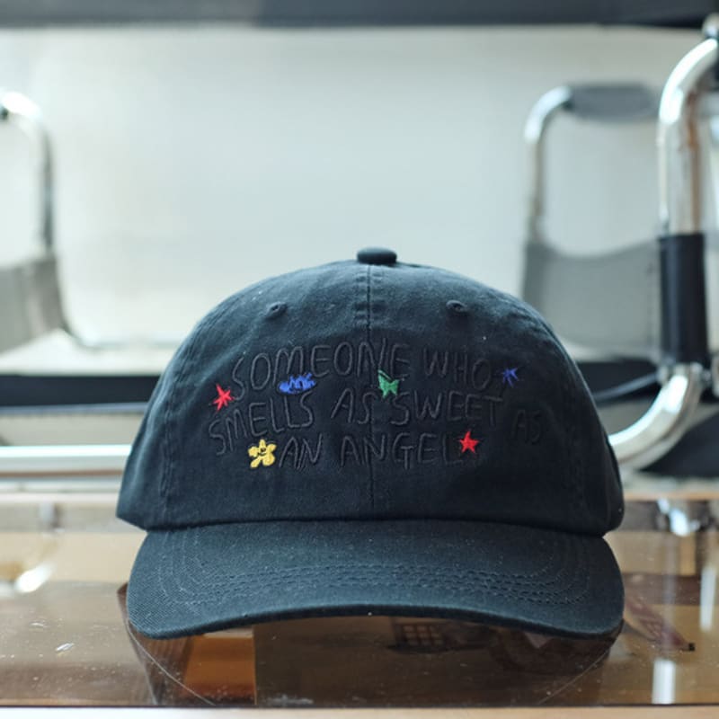 BALLOON FRIENDS MESSY ADVENTURE Sweet Angel Washed Ball Cap Black