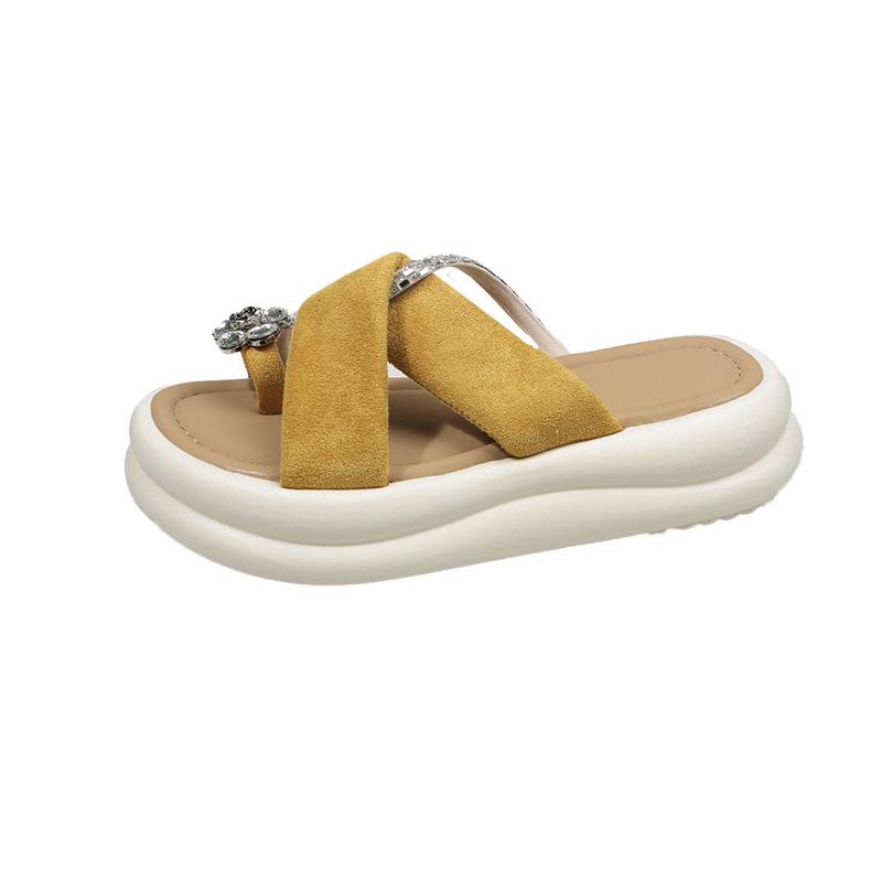 French thick-bottomed sandals women's summer outer wear muffin fashion pearl cover toe pinch feet high-end feeling not tired feet summer slippers