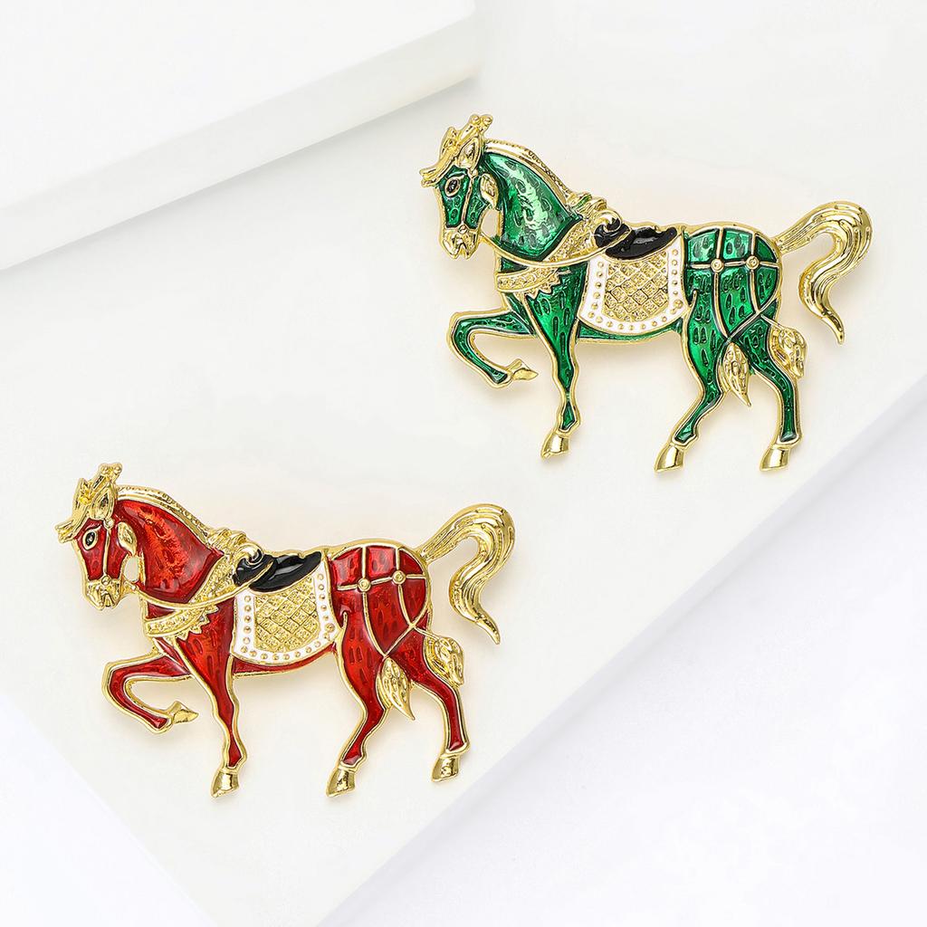 Enamel Horse Brooch for Women Animal Lapel Pins Party Accessories Valentine's Day Gifts