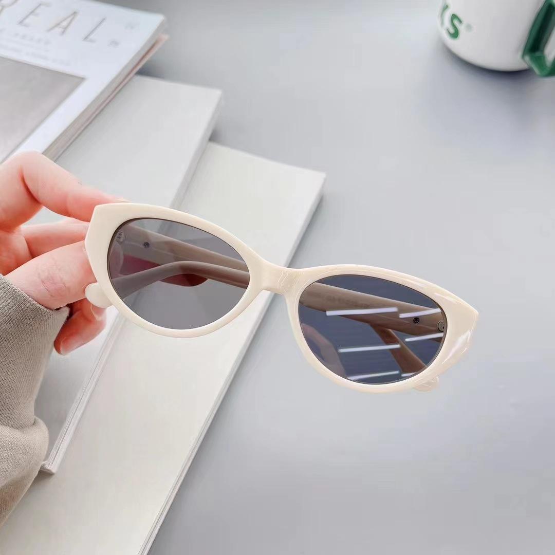 

Material Polarized Women Sun Glasses Fashion Cat Eye Shape Sunglasses Women High Quality Male Sunglass