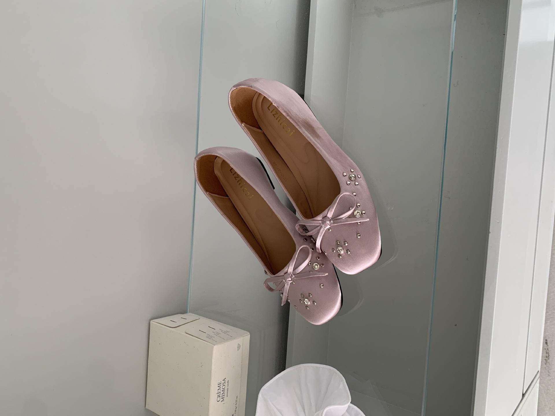 Women s Satin Platform Bowknot Rhinestone Slip-On Pumps - Fashionable Footwear 35