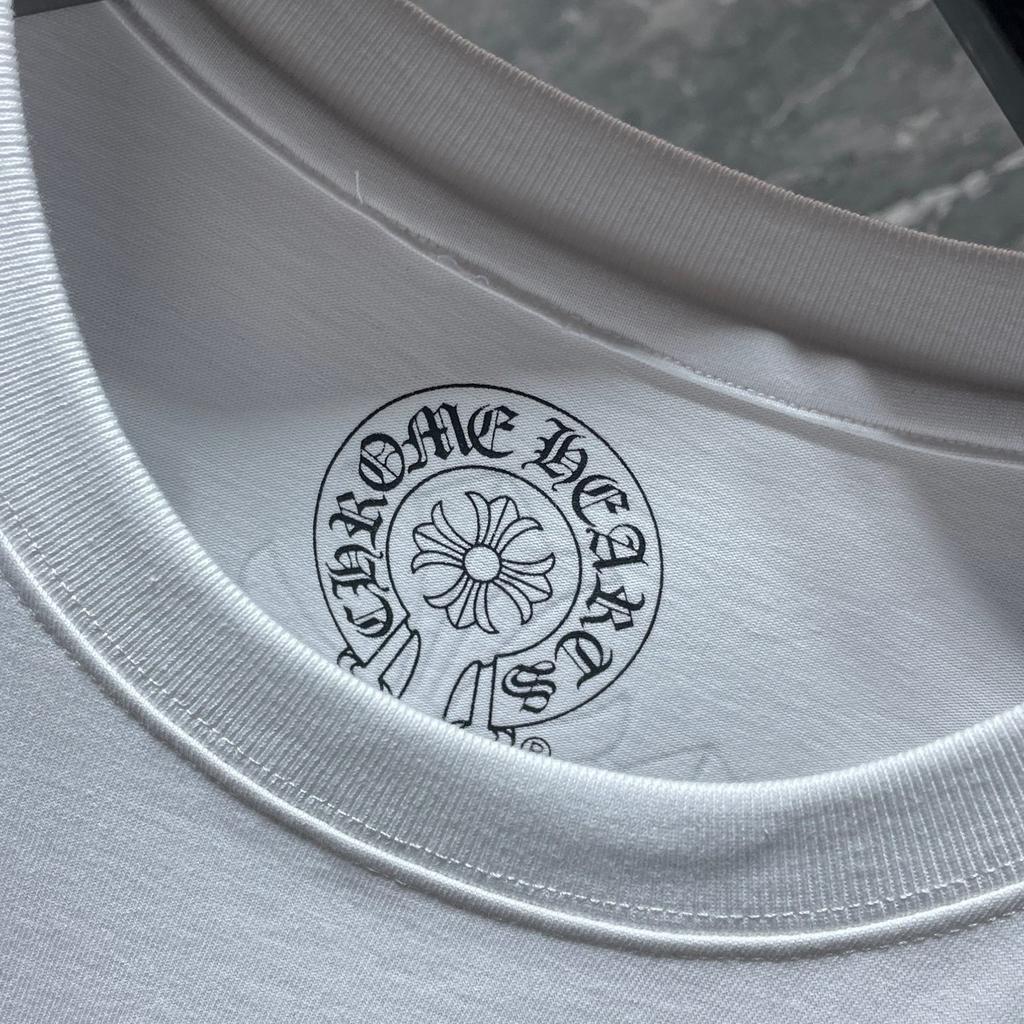 8015 CHROME HEARTS 2026 Sommar Ny Högkvalitativ Bomull Rund Hals Lös Stor Storlek Herr- och Dam-T-shirt Par-T-shirt