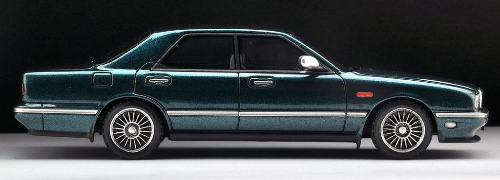 Ignition Model TOMYTEC Cedric Cima Type Green × 1/43 T-IG4309 II-S (Finished Model)