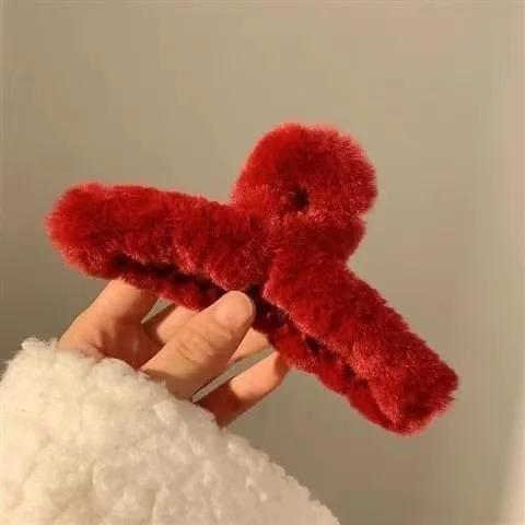 

Hairpin Large Plush Grip Clip on The Back Head High-end Accessories Autumn Winter Hair Shark Clip New Hair Clip Design Claw Clip червоний