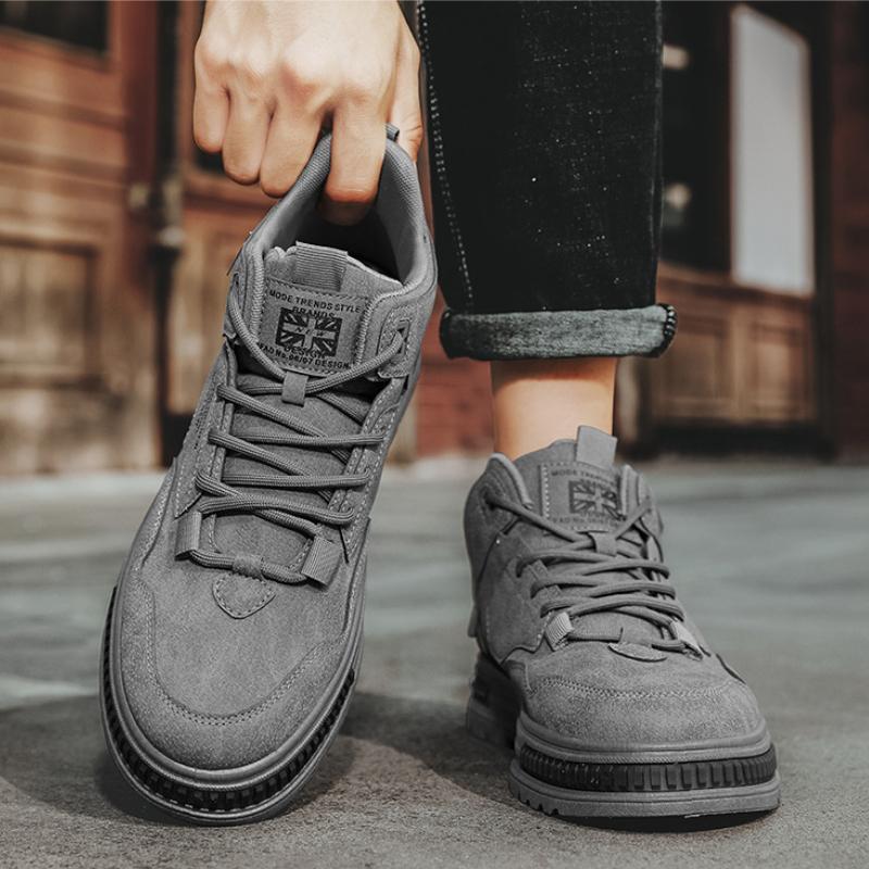 Men's Casual Ankle Boots 2025 New High Top Sneakers Outdoor walking Shoes for Men Non Slip Platform Boots Zapatillas Hombre