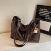 Ielgy Ladies Large-Capacity Glossy Tote Bag High-End Texture Soft Commuter One-Shoulder