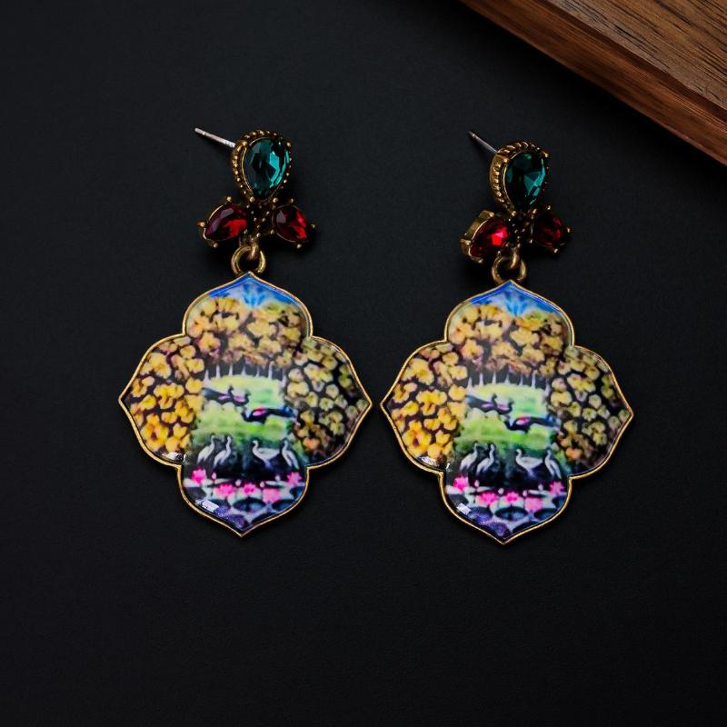 Vintage Floral And Bird Pattern Earrings Retro Palace Style Light Luxury Artistic Diamond-Studded Elegant Jewelry Gift