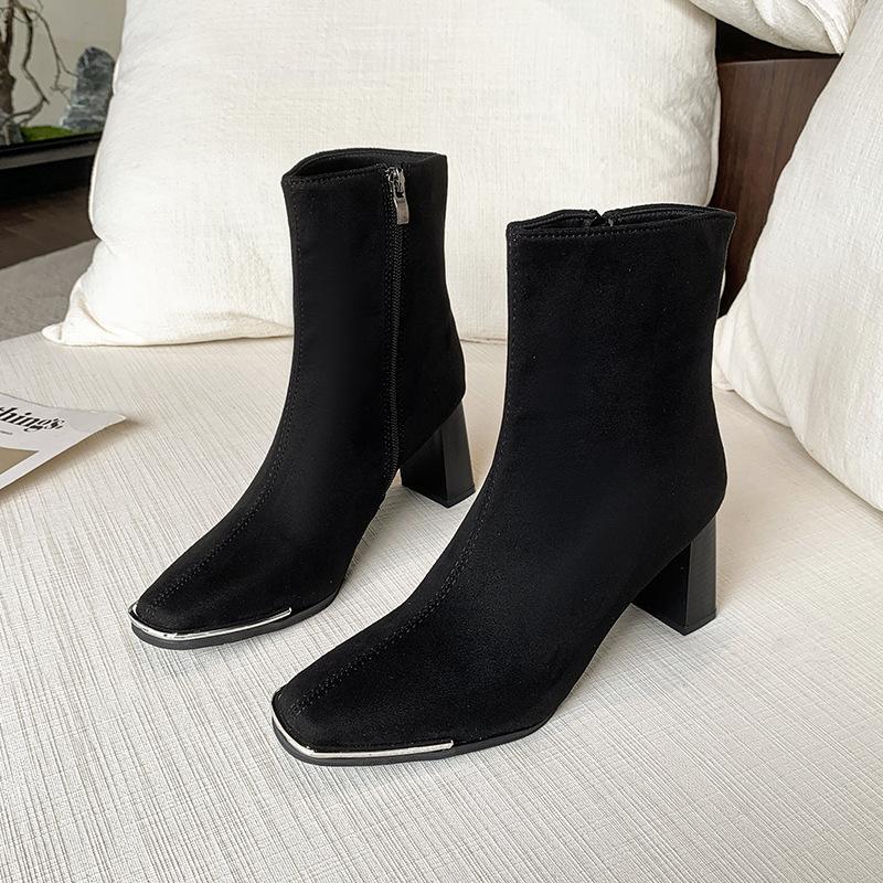 

Замшевые туфли на толстом каблуке, высокие каблуки, маленькие короткие ботинки, женские весенне-осенние новые ботинки челси с металлическим носком, тонкие ботинки, ботинки Мартин женские 42