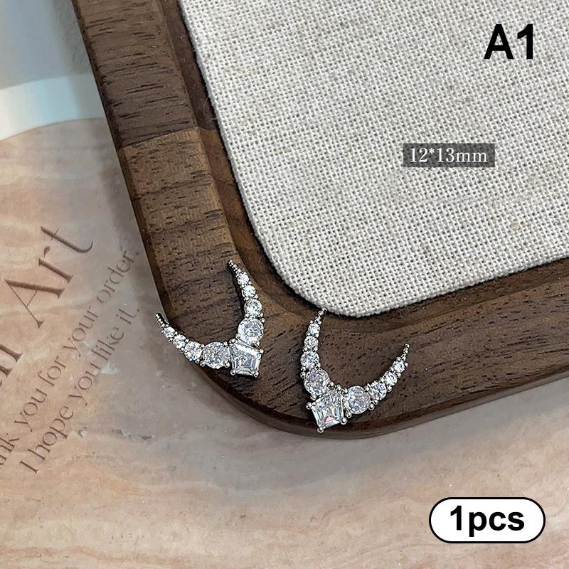 1Pcs Luxury Sparkle Zircon Crescent Shape Pendant Silver Alloy Nail Art  Jewel Decorations Manicure Ornaments
