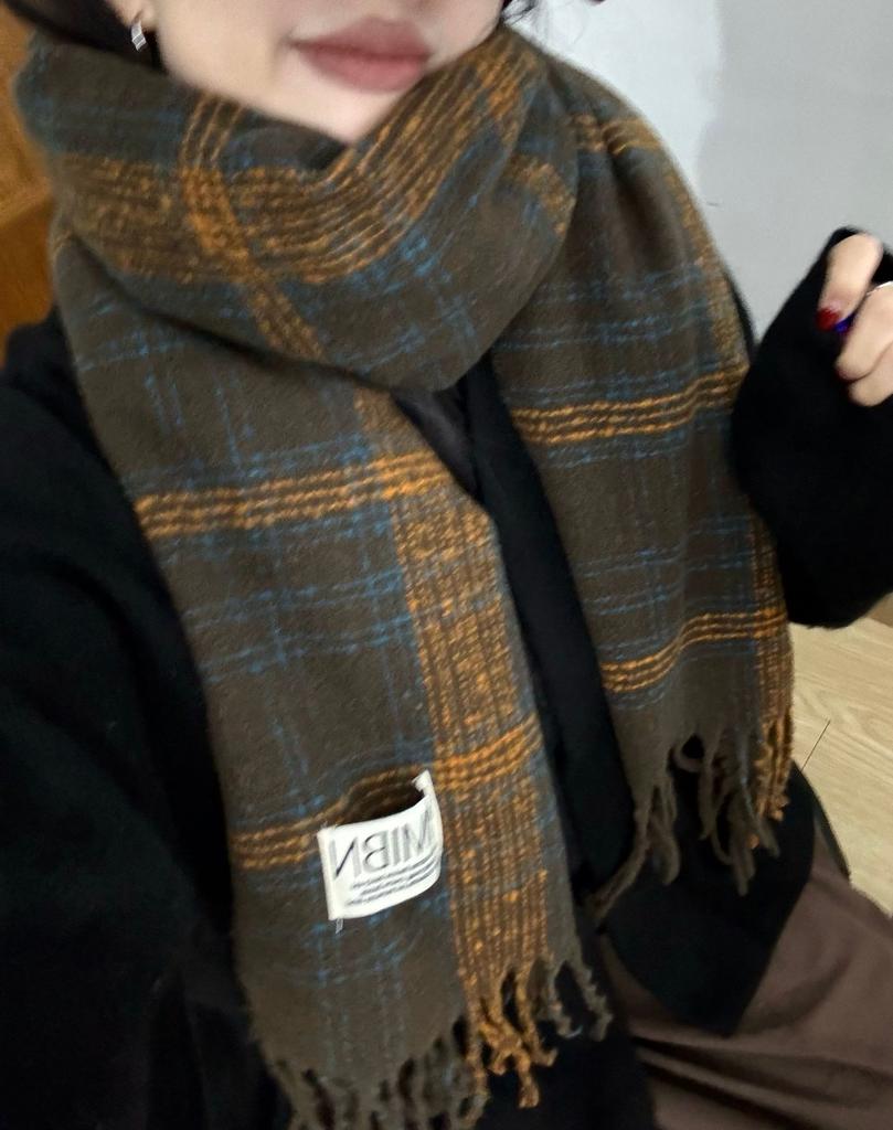 High-end scarf winter women's autumn and winter Korean atmosphere British style scarf versatile warm scarf wholesale
