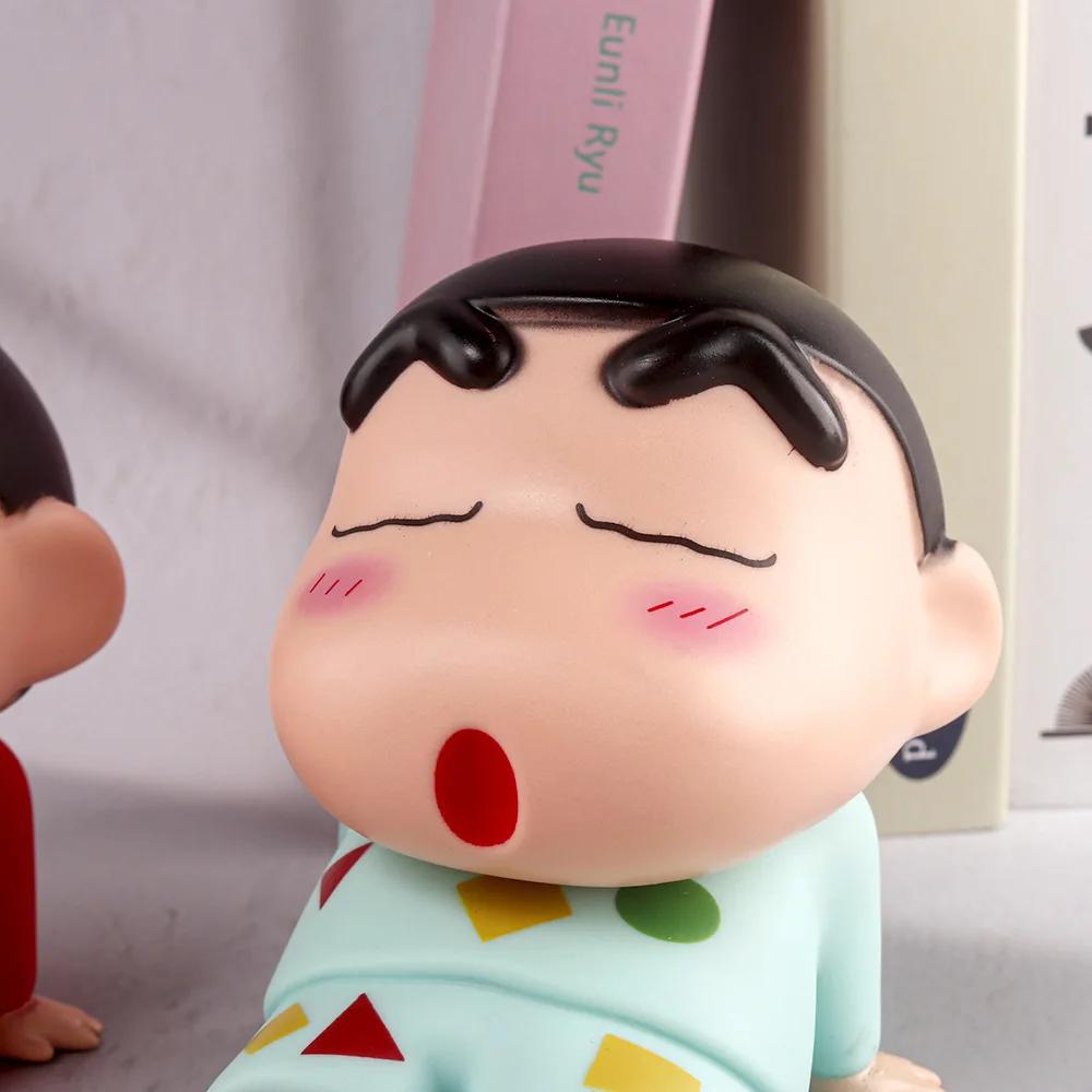

Crayon Shin-Chan Аніме Фігурка Тримач для телефону Kawaii Настільні прикраси Підтримка телефону Mini GK Collection Декорація Іграшки Подарунки для дівчат зелений