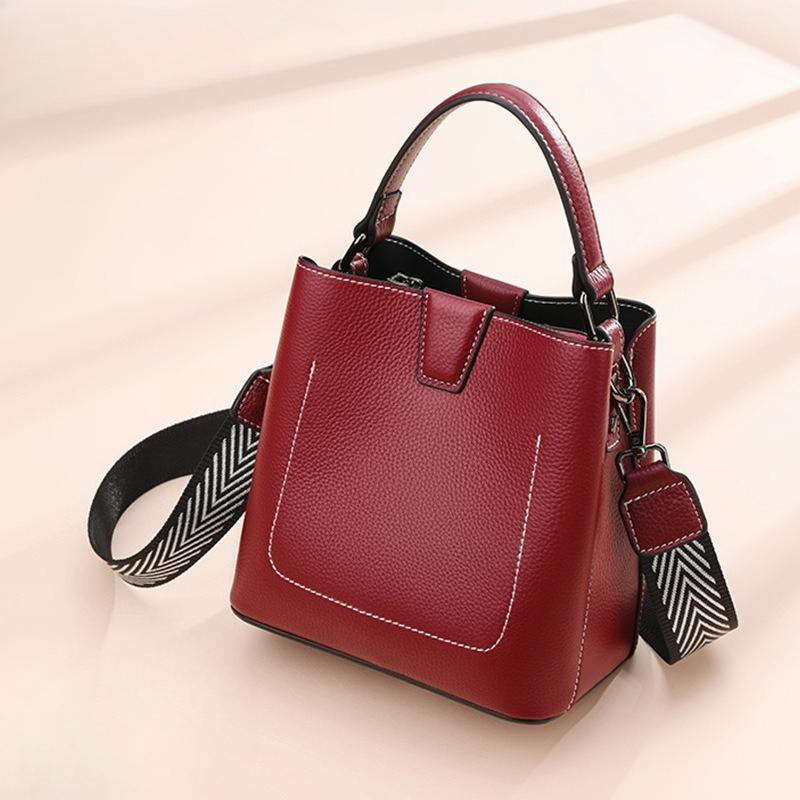 Fashi Bucket Bag, Simple Handbag, Leather Hundred Shoulder Crossbody Bag, Head Layer Cowhide Women's Bag