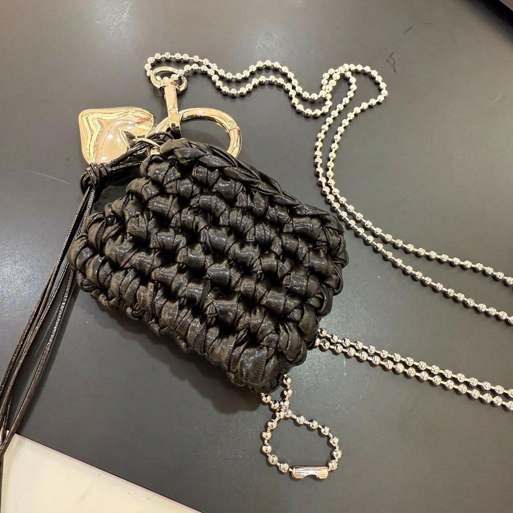 Neck Hanging Small Pouch Woven Wireless Earphone Bag Lipstick Storage Bag Mini Minimalist Coin Pouch For Dating Street Casual