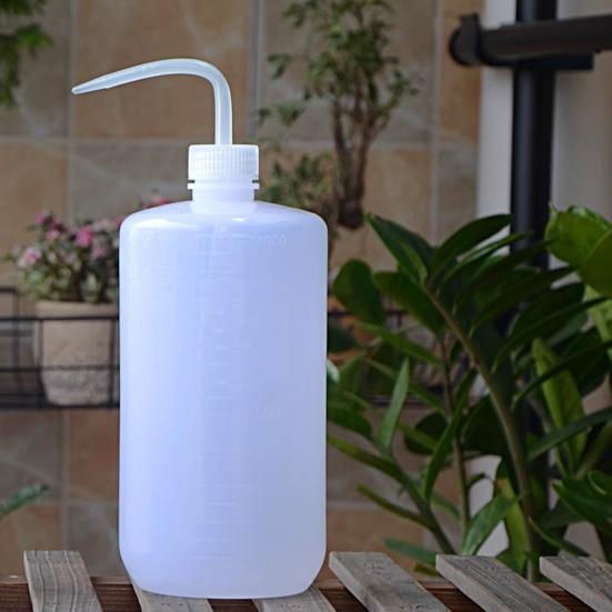 Flaccone a Pressione per Irrigazione in Plastica con Graduazione 250ml 500ml 1000ml Flaccone a Pressione con Beccuccio Stretto Piccolo Strumento per Irrigare le Succulente