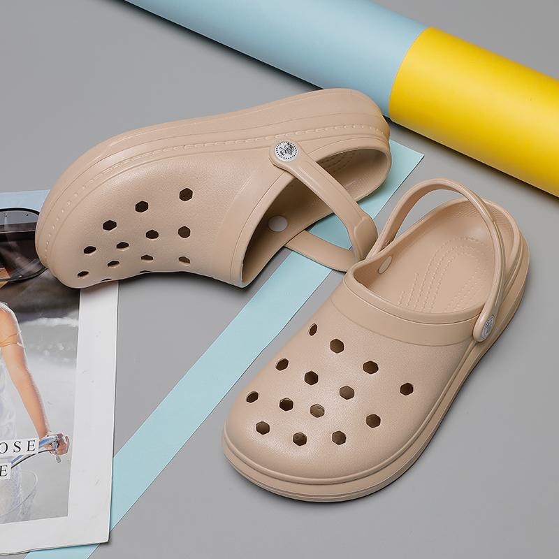Sandali estivi da uomo Pantofole da spiaggia Scarpe da uomo unisex Aqua traspirante Pantofole da giardino scavate in schiuma Scarpe da acqua per esterni