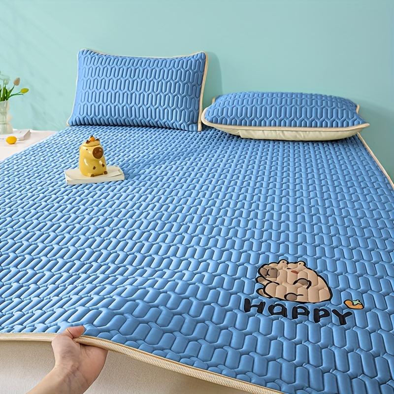 

1pc Kapibara Printed Cooling Mat Summer Cool Washable Cartoon Pad Foldable Suitable for Bedroom Dormitory Hotel 120cm*200cm синій