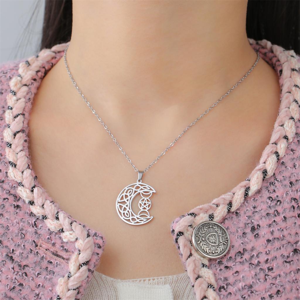  Triple Moon Goddess Necklace for Women Wiccan Crescent Celtic Knot Pendant Chain Stainless Steel Talisman Jewelry Gift