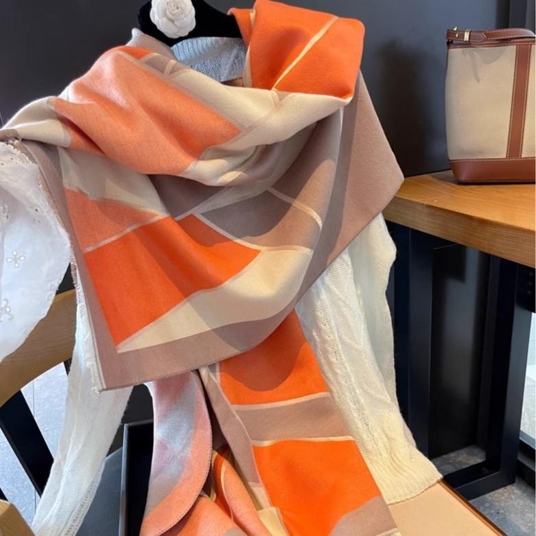 Vielseitiger Schal im koreanischen Stil, orangefarbener Reis, geometrischer Farbblock, offene Kante, Imitat-Kaschmir, doppelseitig verwendbar für Damen, warmer Winterschal, lange Stola