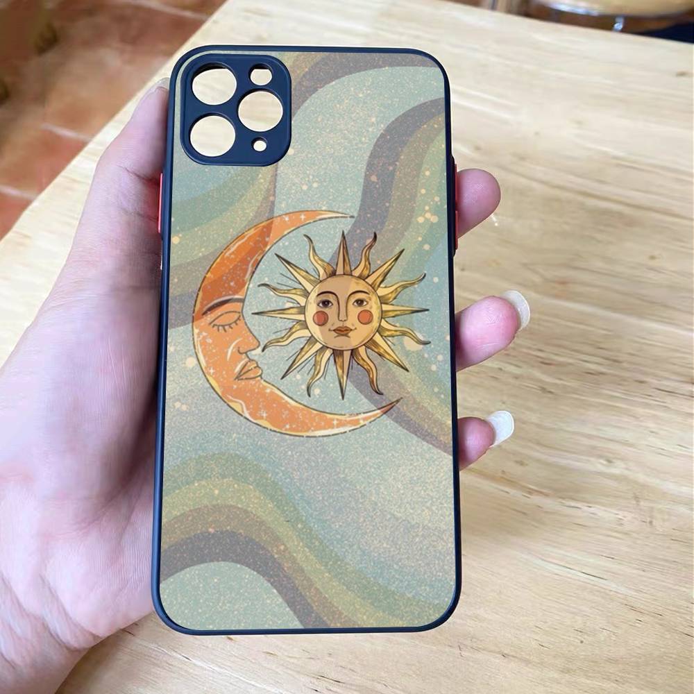 Retro Tarot Sun Moon Stars frosted Shockproof For iPhone 16 15 11 12 13 14 Pro Max X XSMAX Mini Phone Case