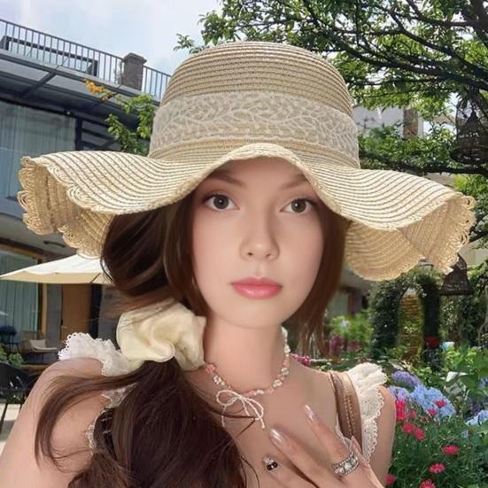 Sun Hat Large Wavy Brim Breathable Summer Straw Hat with Lace Bow Tulip Decor Foldable Portable Travel Hat