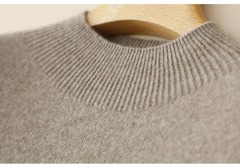 Baby Cashmere Seamless Slim Fit Half-High Neck Sweater