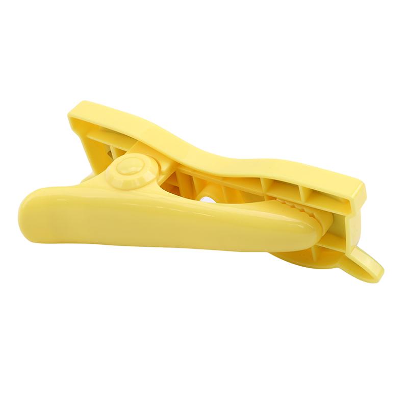 1pcs Sunglass Plastic Towel Clips Large Sun Bed Lounger Holder Pool