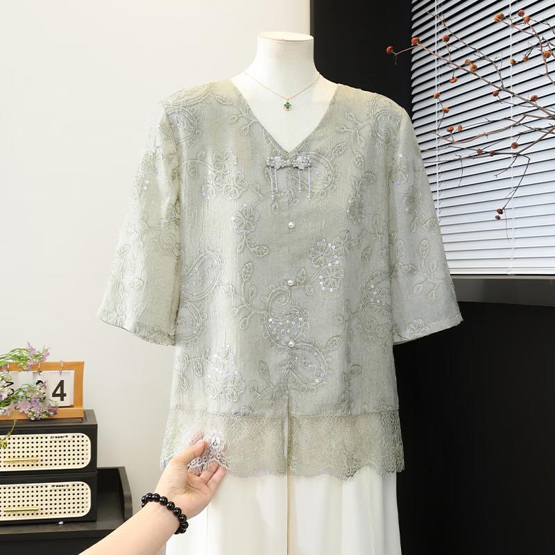 Yuzhaolin Mother's Day Elegant Embroidered Lace V-Neck Summer T-Shirt for Middle-Aged Women