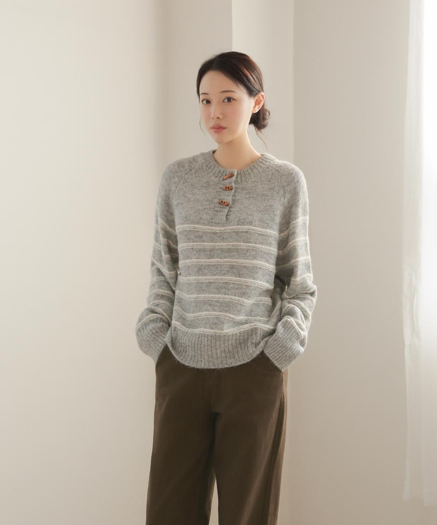 Keulleiseu Button Stripe Knit_Brown