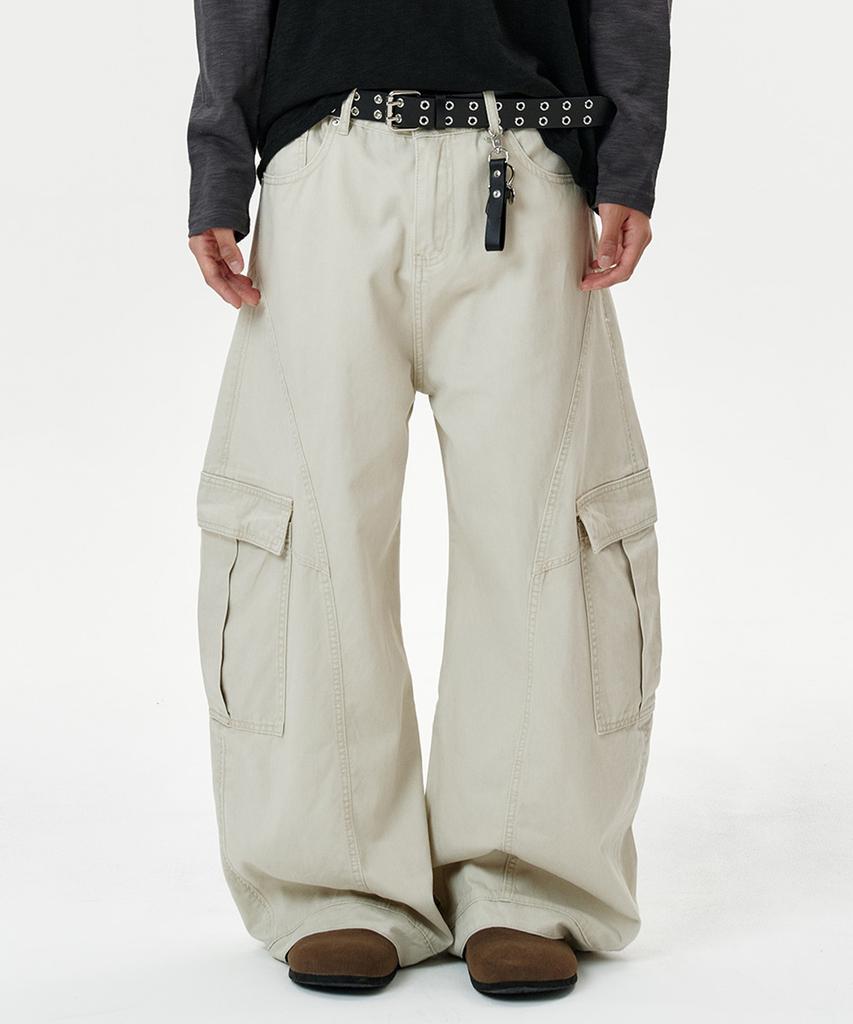 DEEP SENSE Slit Cargo Curved Pants - Beige