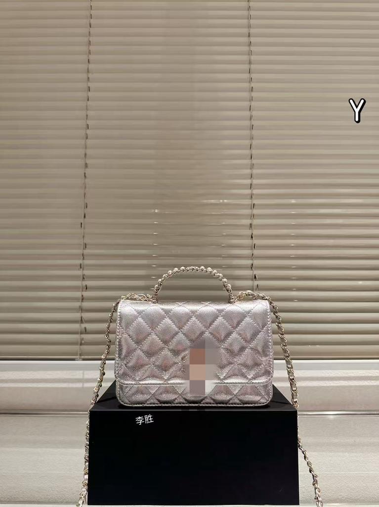 Fashionable chain bags for women, new diamond pattern handheld, small square bag, single shoulder crossbody bag wholesale