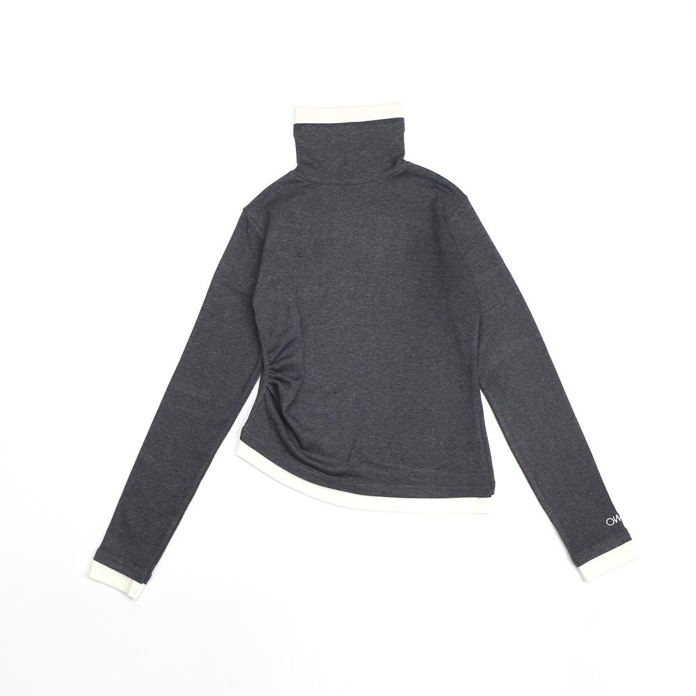 OWO Kuro Color Block Turtleneck T-Shirt