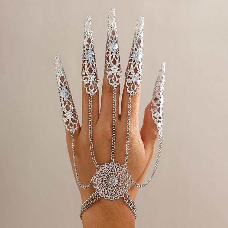 Nail Bracelet Punk Goth Dubai Indian Hollow Finger Wrist Chain Bracelet Wed Bridal Punk Nail Rings Bracelet Cosplay Hand Jewelry