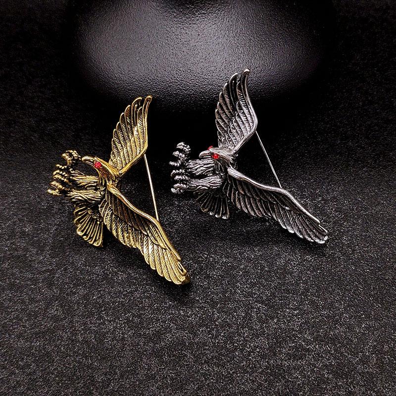 European & American Eagle Brooch - High-End Retro Fashion Pin for Men’s Clothing Accessories