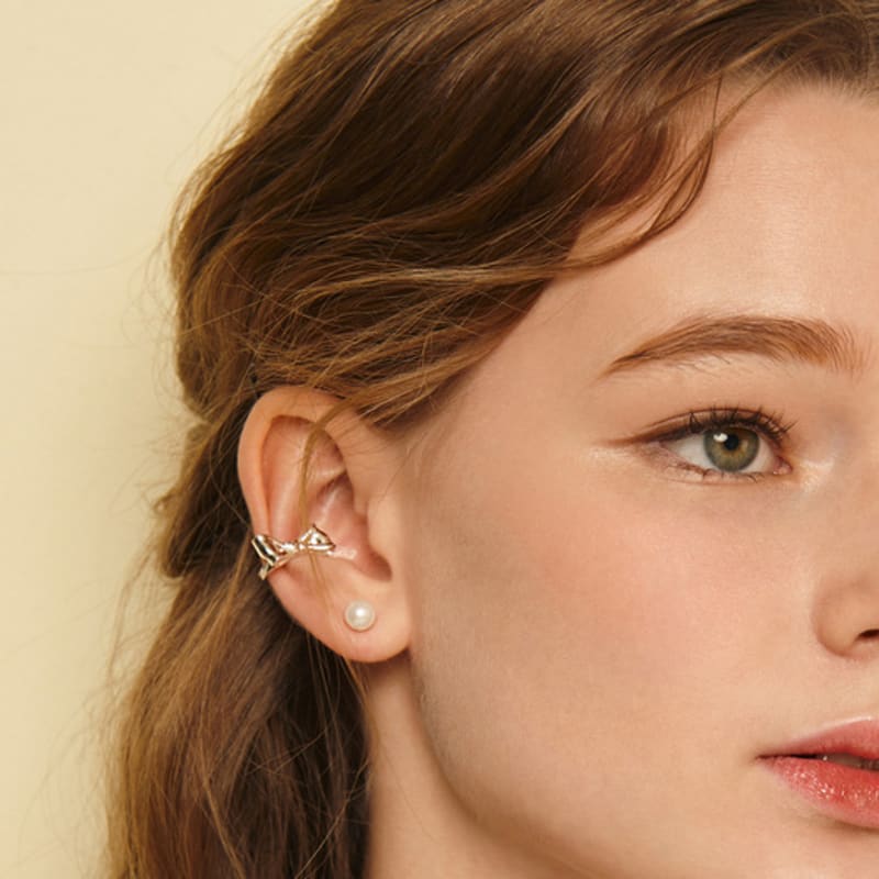 

murmur [925silver]Volume ribbon earcuff gold
