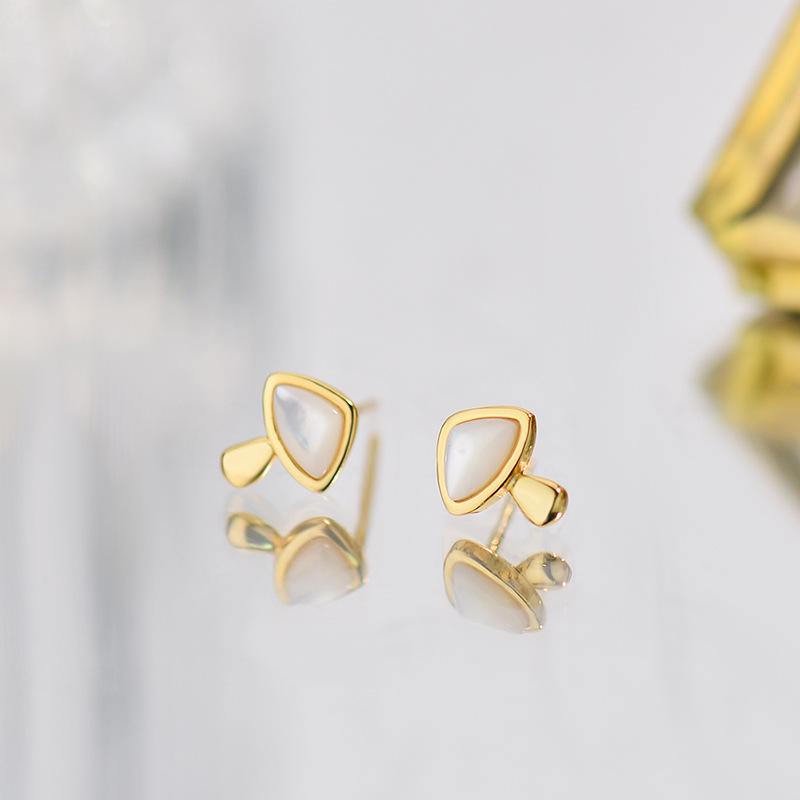 

Серьги-грибы. Маленькие и изысканные, легкие, роскошные, высококачественные серьги-гвоздики для женщин.