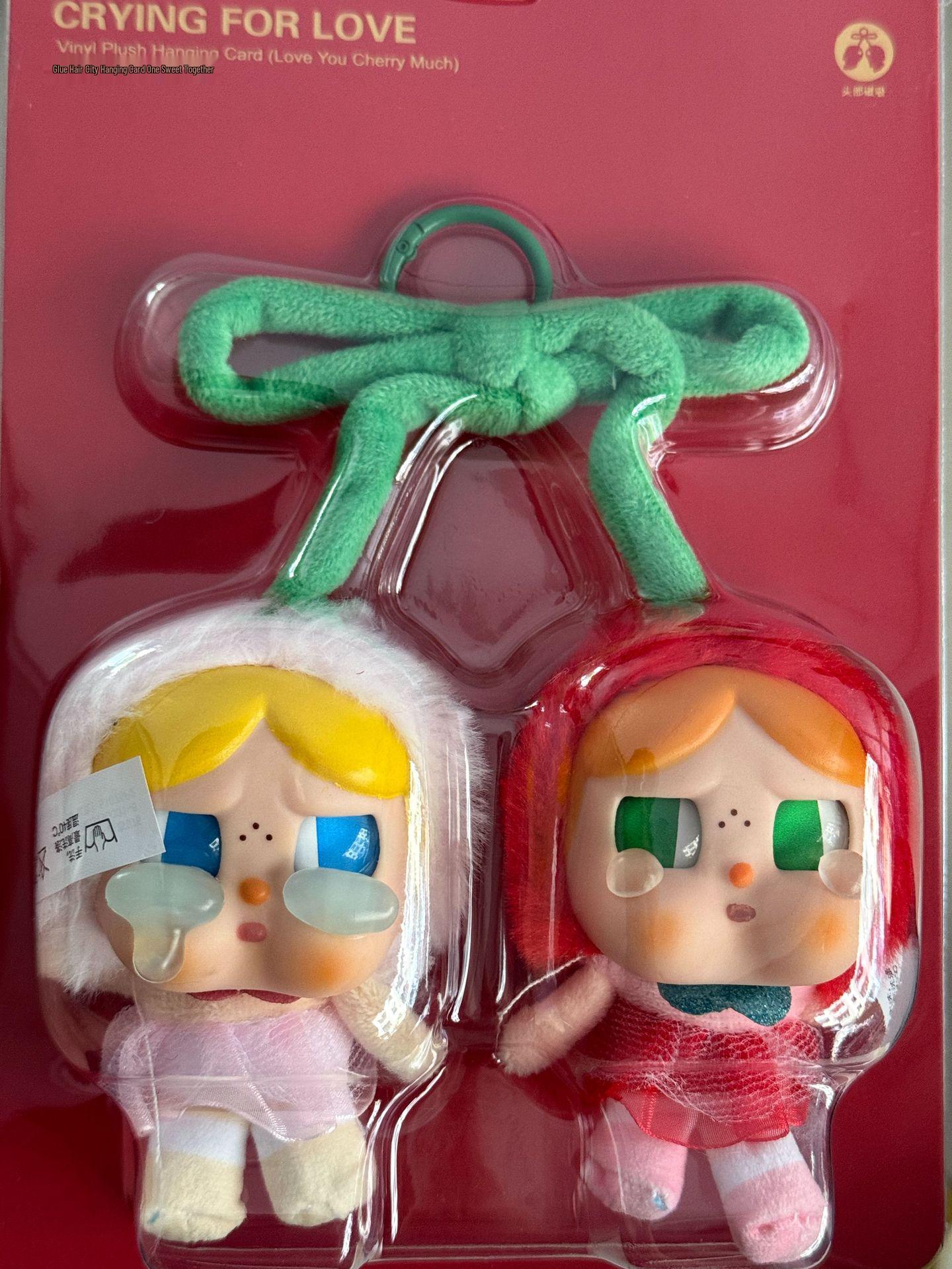 

Pop Mart Crybaby Кукла из винила Брелок - Серия Sweet Together