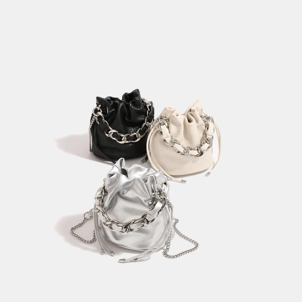 Silver Wandering Woven Chain Bucket Bag, New Female Niche High-end Sense, Hand-held Crossbody Small Bag, Shoulder Bag