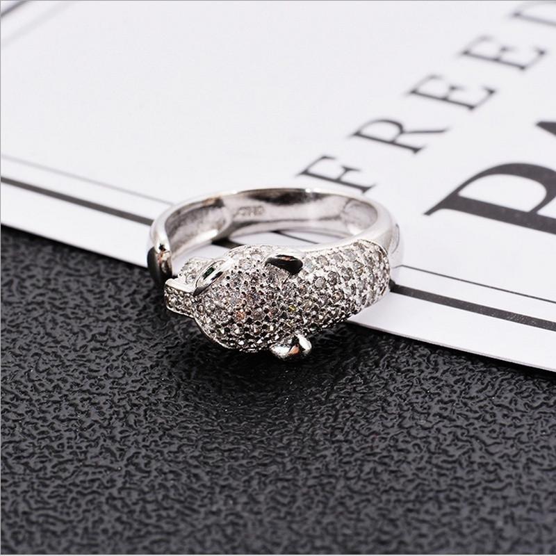Fashionable Panther Head Opening Adjustable Ring with Gift Box