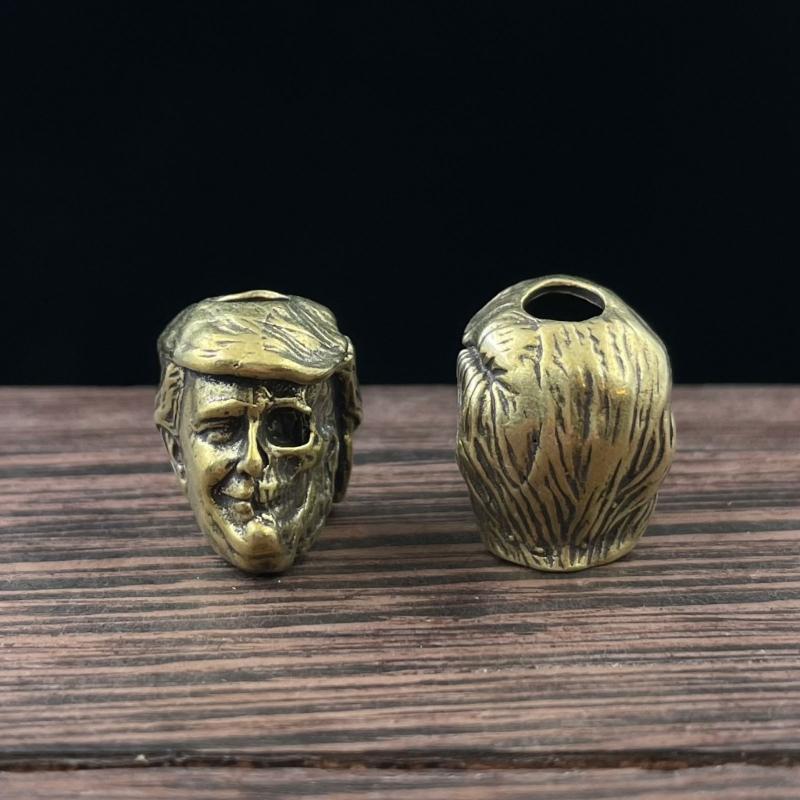 Brass Skull Charm Skull Jewelry Pendant Bead Charm Lanyard Bead Brass Texture Suitable for Bracelets and Keychains