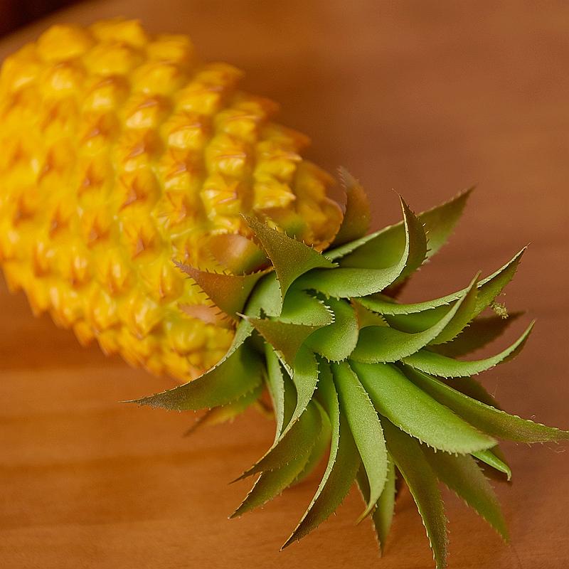 Decoration Display  Artiifical Pineapple  Fruit Model High Simulation Fake Pineapple Photography Props Ornament