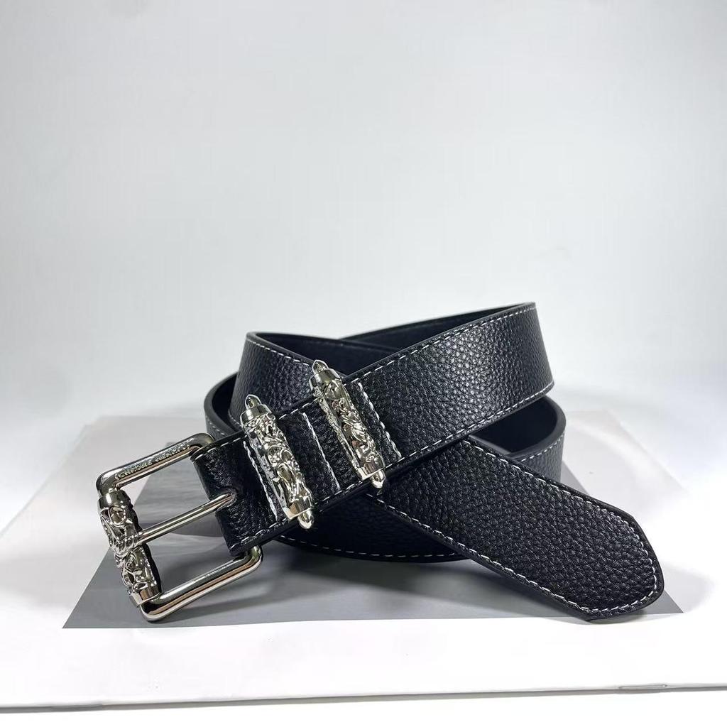 Fashionable Carved Leather Belt with Silver Buckle and Rotating Roller for Jeans