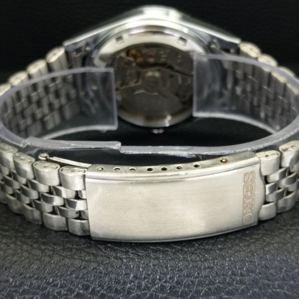 MENS VINTAGE REFURBISHED SEIKO 5 AUTOMATIC JAPAN WHITE DIAL WATCH a440363-9 Sk-a440363-1