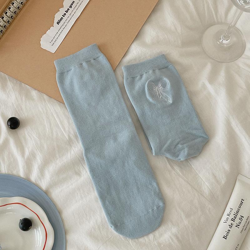 

Женские летние тонкие влагопоглощающие дышащие балетные носки-трубы с милой вышивкой и бантом 1 pair синий
