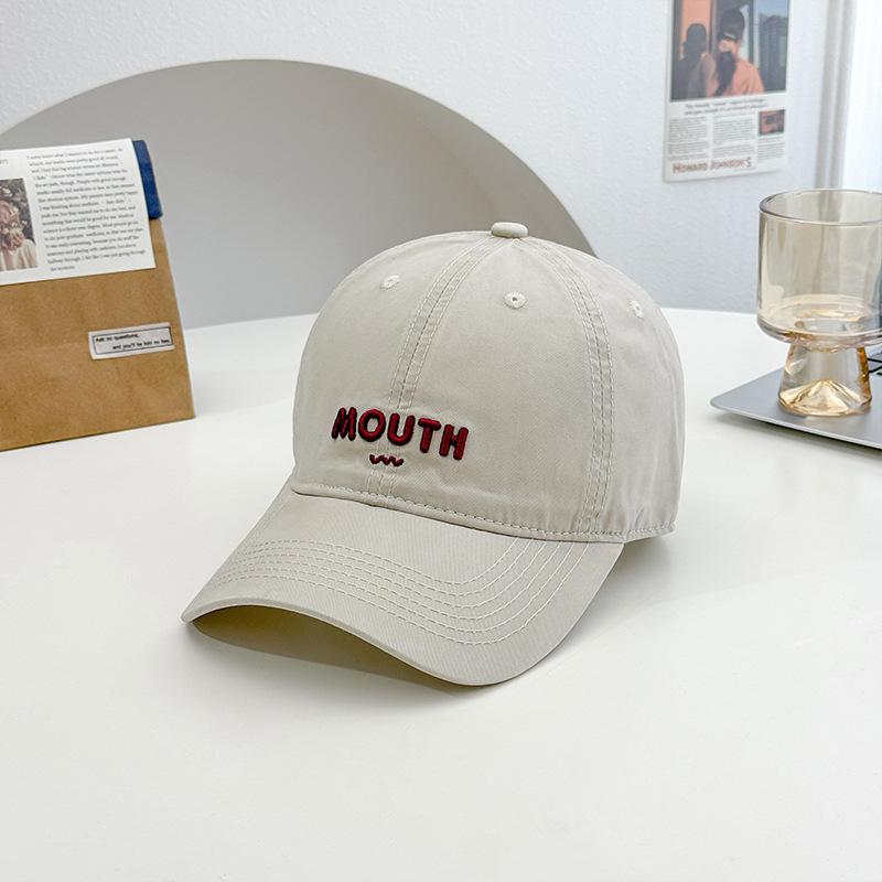 

Peaked cap fashionable versatile student face small visor travel hat M（56-58cm）