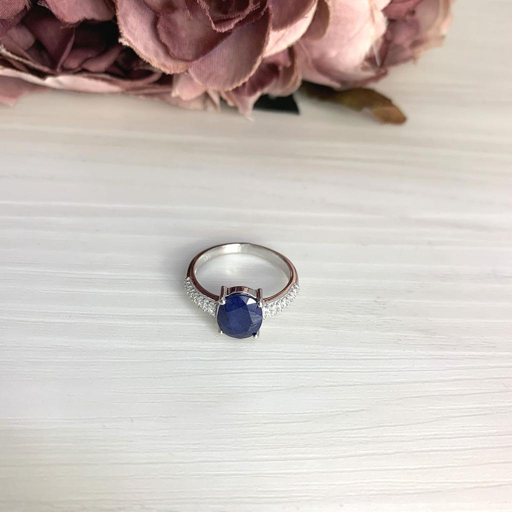 Серебряное кольцо с натуральным сапфиром 3.109ct, вес изделия 3,25 гр (2063261)