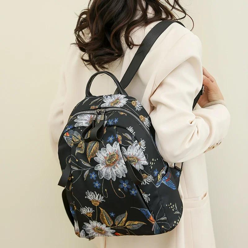 2025 Hot Sale Soft Oxford Interior Compartment Softback Backpacks Casual Handle Interior Zipper Pocket School Bags for Women