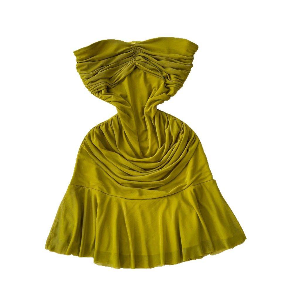 This Is A Sexy Elegant High-society Sheer Pleated Strapless Dress with A Cinched Waist and A Slimming Look